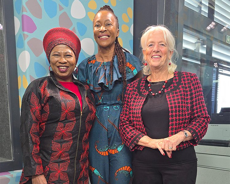 Saray Khumalo with Dr Helena and Totsie for When Shift Happens