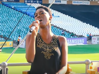 lira singing pic