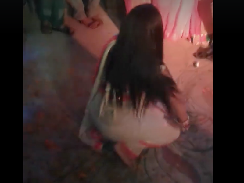 sari dancer