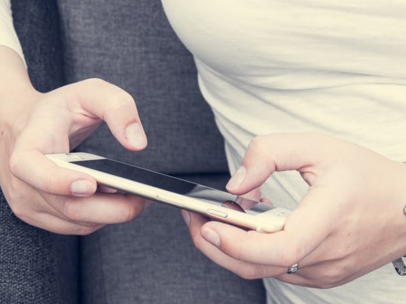 apps on cellphone pexels