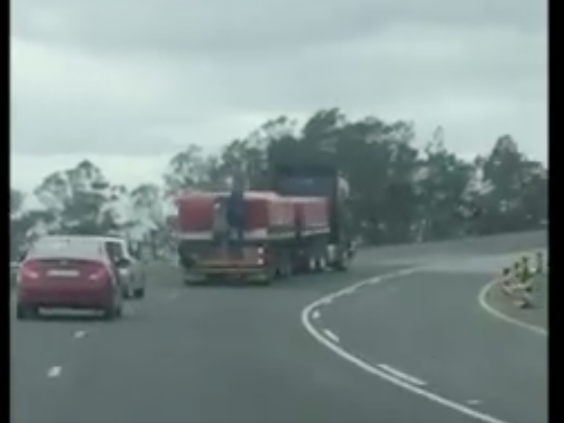 Truck driver attempts to shake off thieves, but fails