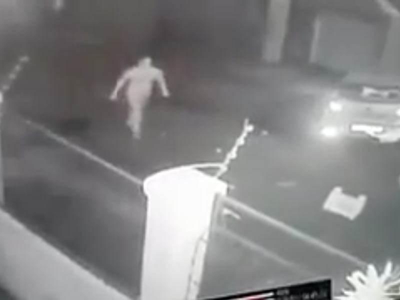 Durban woman fights off hijackers