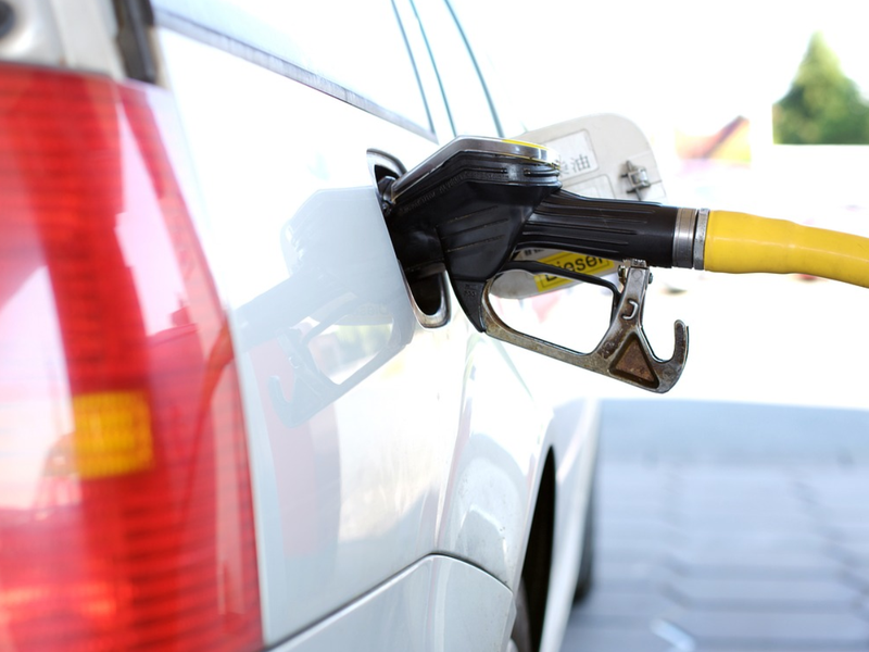 refuel petrol station pixabay