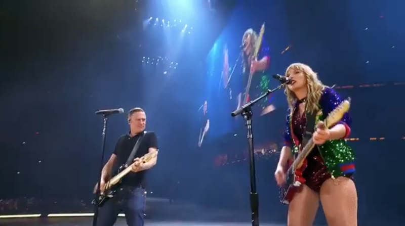 Taylor Swift and Bryan Adams