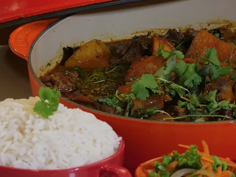 The bunny chow comes in quarter, half and full loaves.