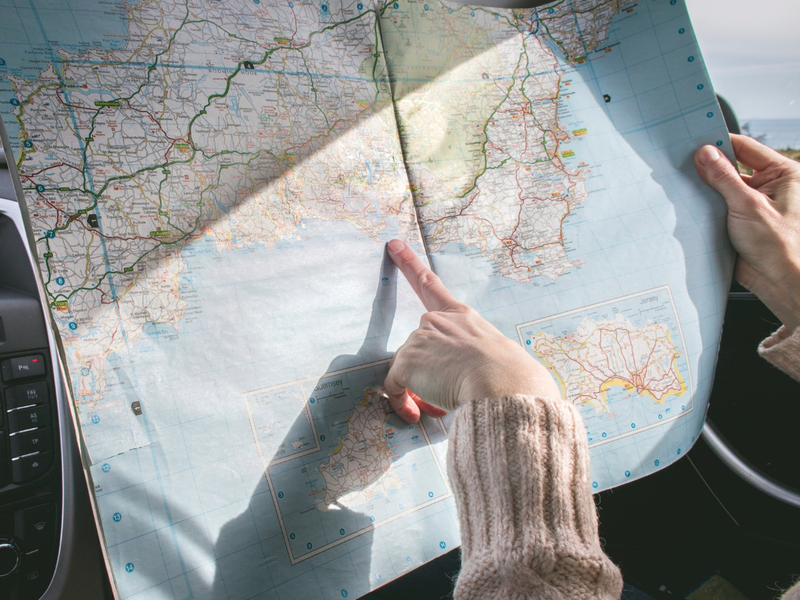 Family going on a roadtrip / Pexels
