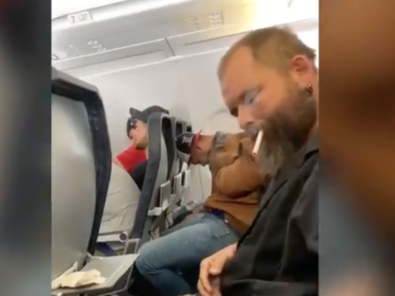 Man lights up on plane / New York Post
