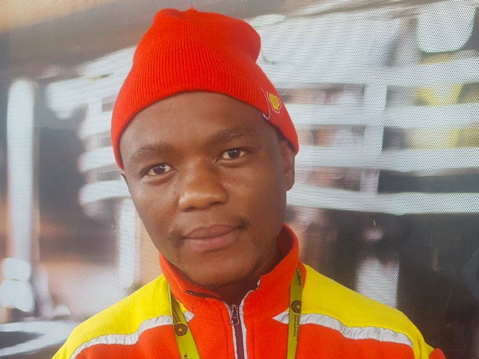'She needed my help' - Petrol attendant from False Bay