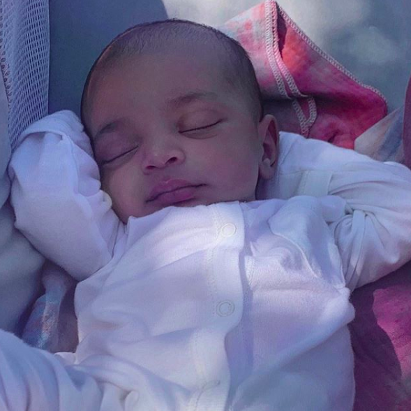 Kim Kardashian shares first close-up photo of her new born baby