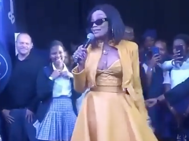 Bonang singing / Instagram