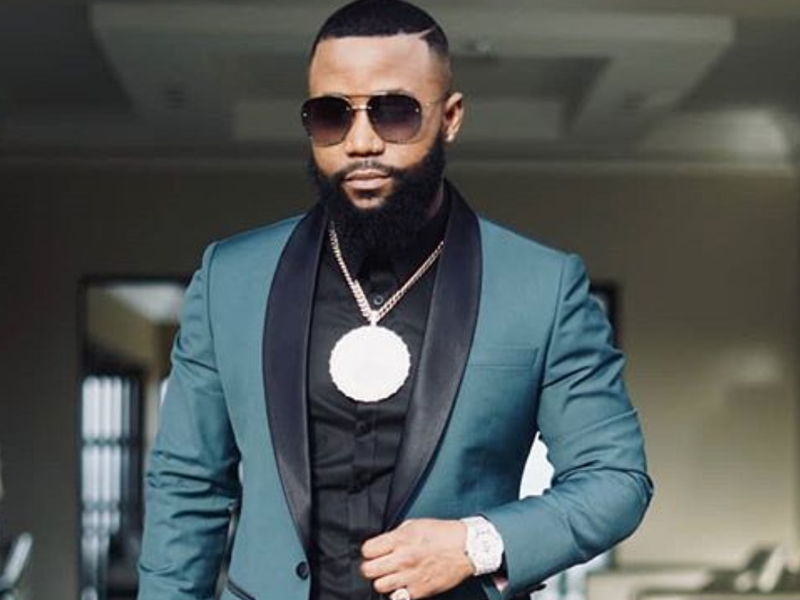 Cassper Nyovest in a suit / Instagram