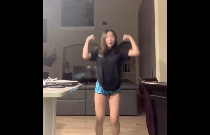 Girl sees ghost in Tiktok video / Twitter