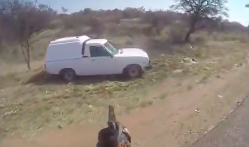 Wild Chase and shooting of stolen vehicle in South Africa