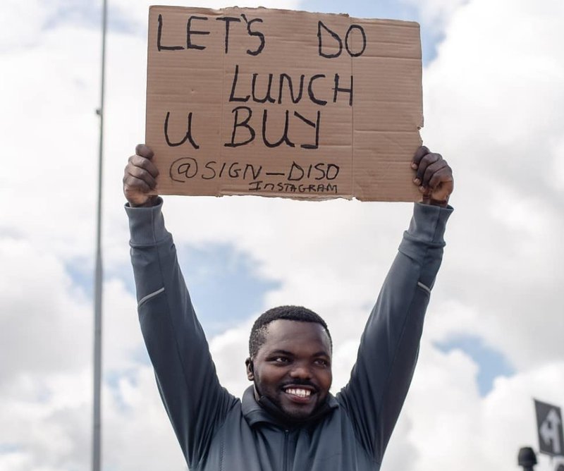 Lusindiso Malgas, the funny placards guy