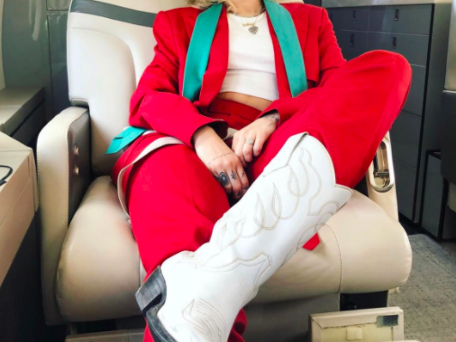 Miley Cyrus Thebe Magugu