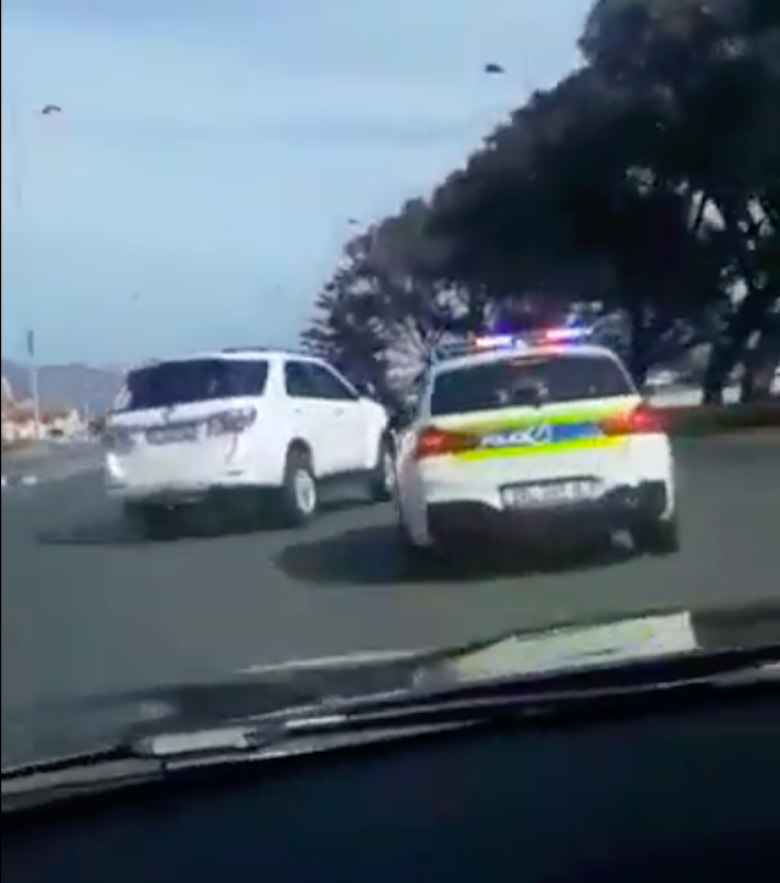 high-speed chase Cape town