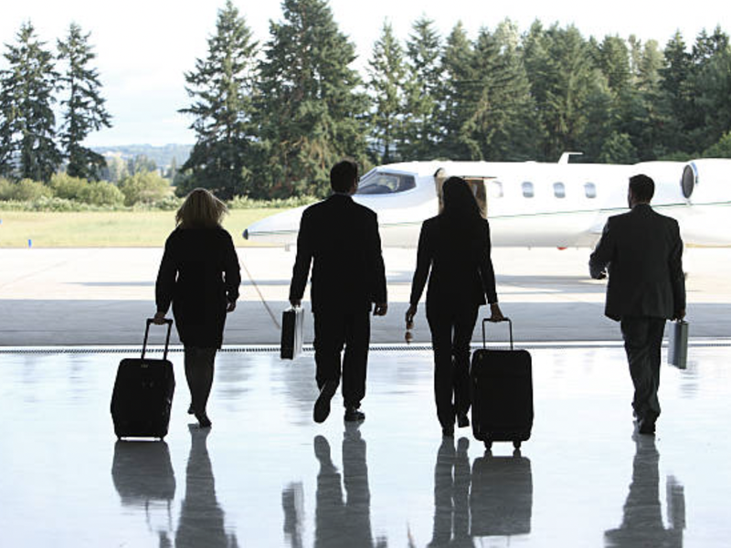 These celebrity jet setters are causing a climate change crisis