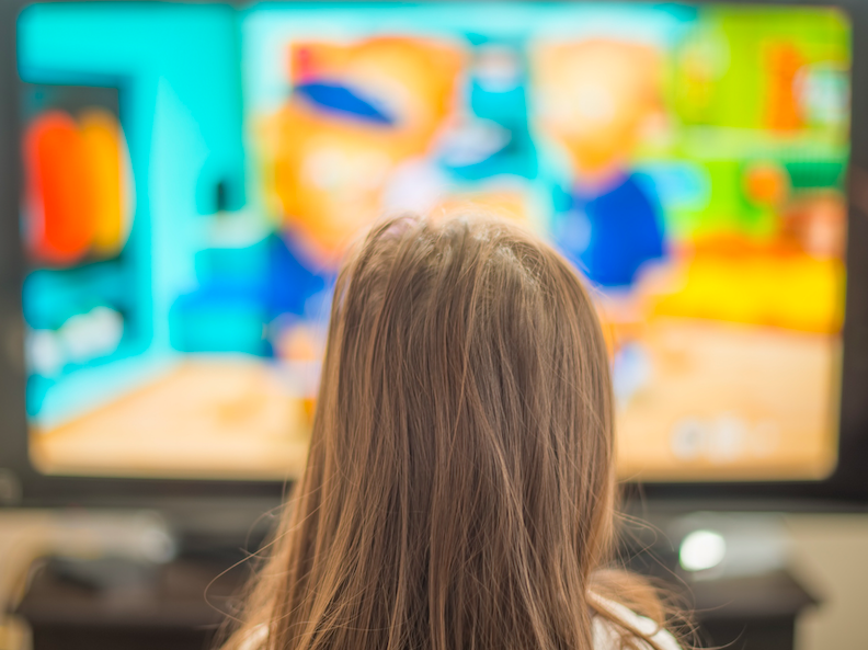 child watching tv