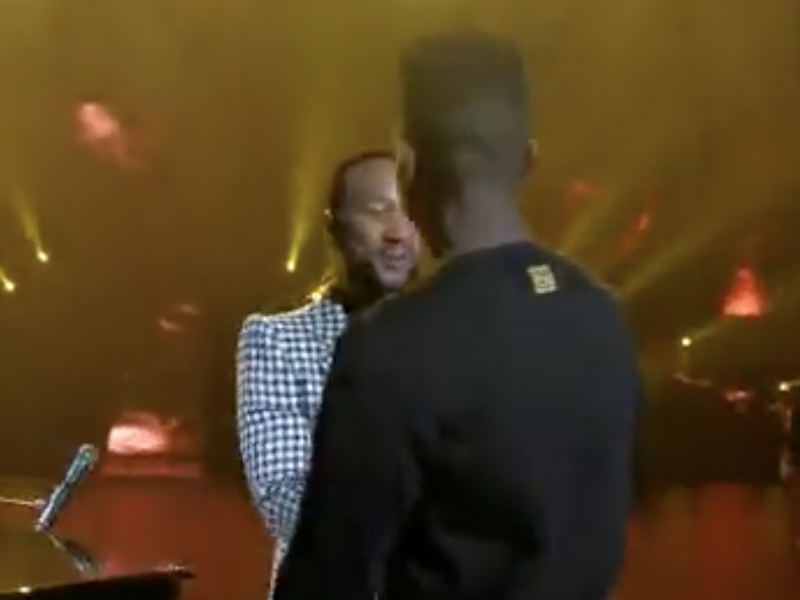 John Legend Gatya
