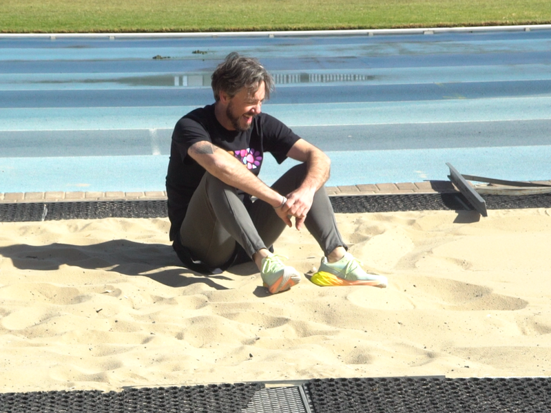 WATCH: Can Rob Forbes beat the fastest man on Earth?