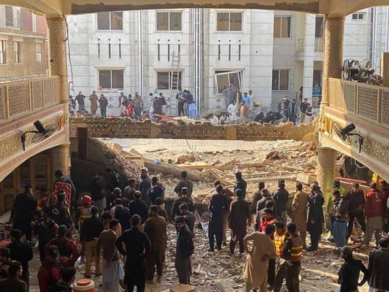 Islamabad mosque blast kills 15