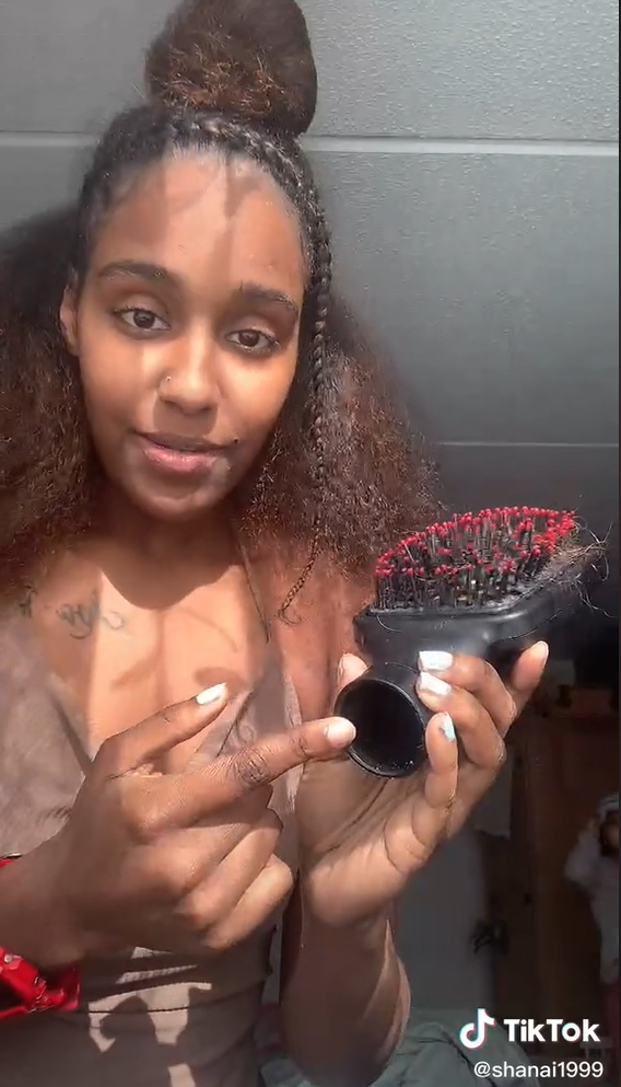 WATCH: A mum reveals what is hidden in her hairbrush!