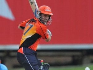 Simon-Katich-batting-PS-121023-G300.jpg