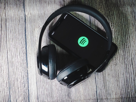 Spotify headphones iPhone