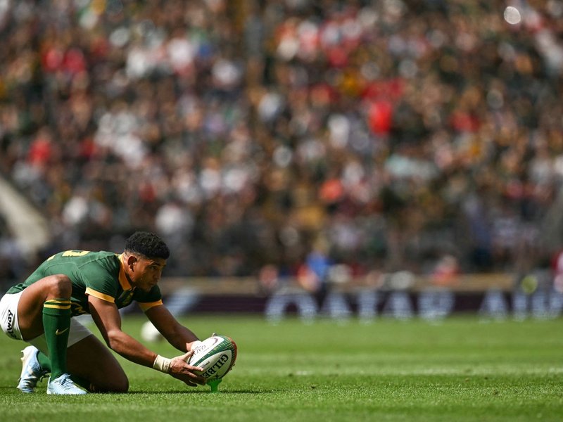 Springbok flyhalf Sacha Feinberg-Mngomezulu