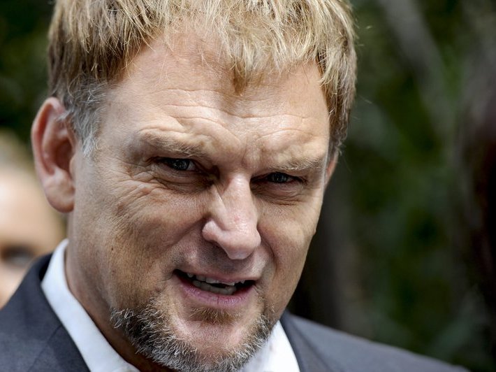Steve Hofmeyr image concert anti fan