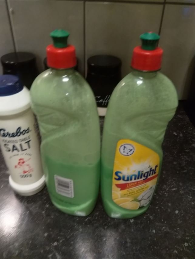 A Sunlight dishwashing liquid hack