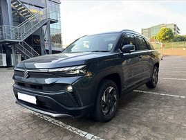 Suzuki Across exterior