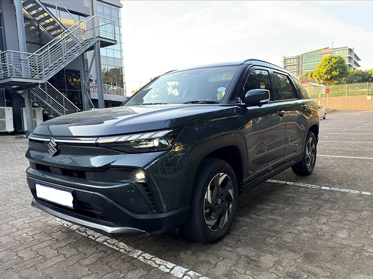 Suzuki Across exterior
