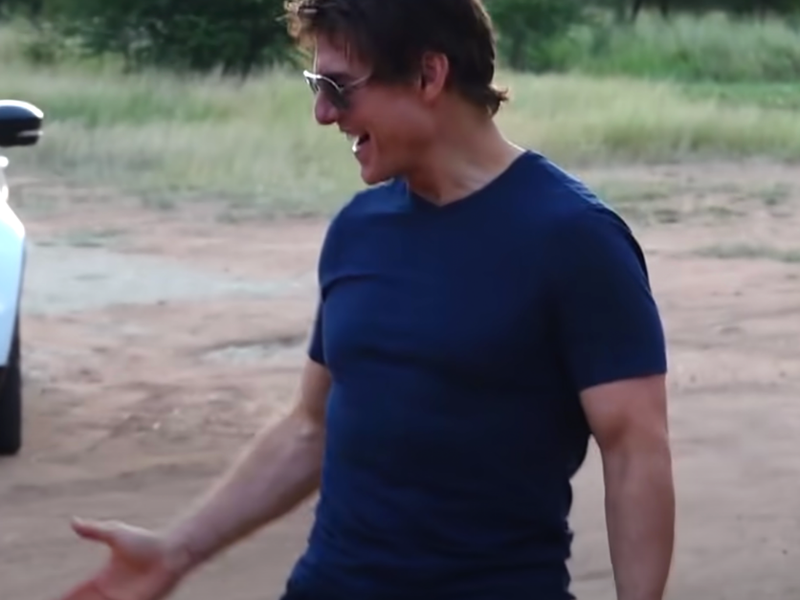 TOM CRUISE