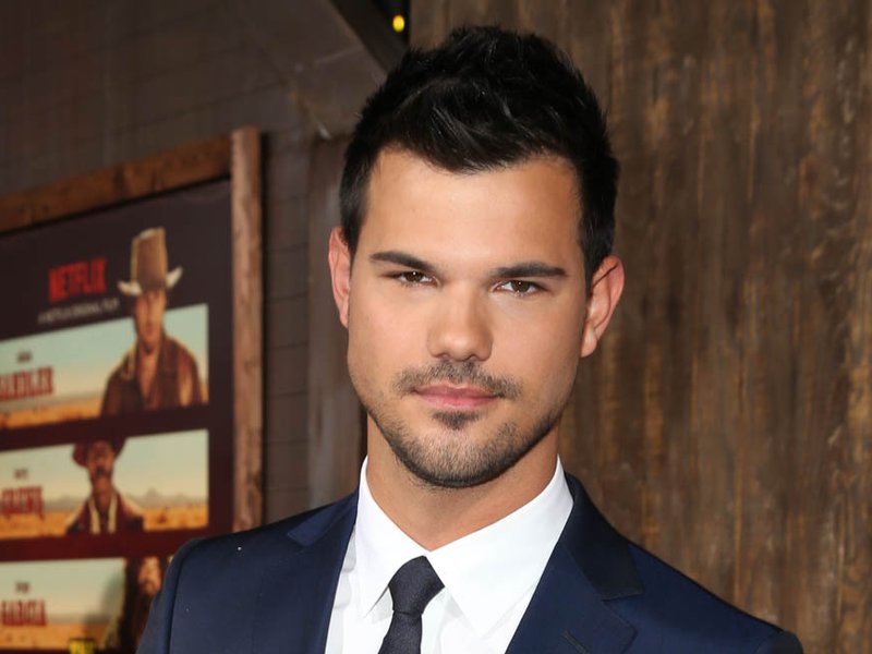 Taylor Lautner