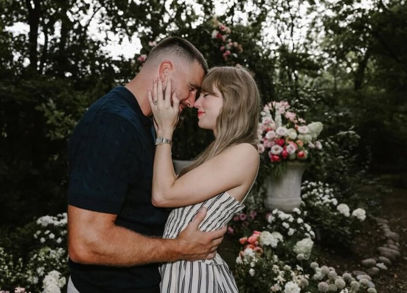 Taylor Swift engagement