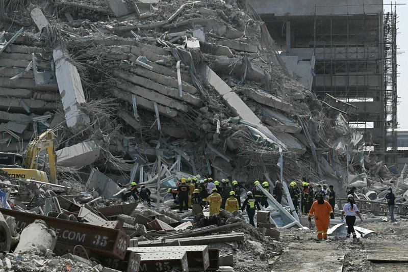 Strong earthquake shakes myanmar and thailand
