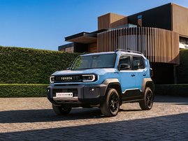 Toyota Land Cruiser FJ exterior