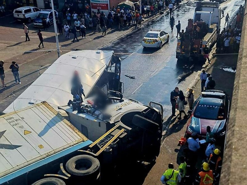 Truck slams into bus, taxis in Durban CBD