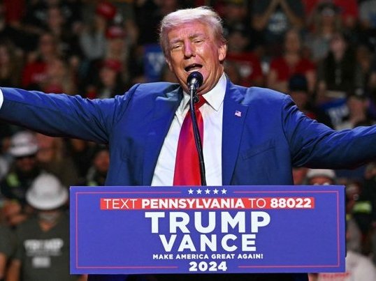 Trump slams early voting, even while urging Pennsylvanians