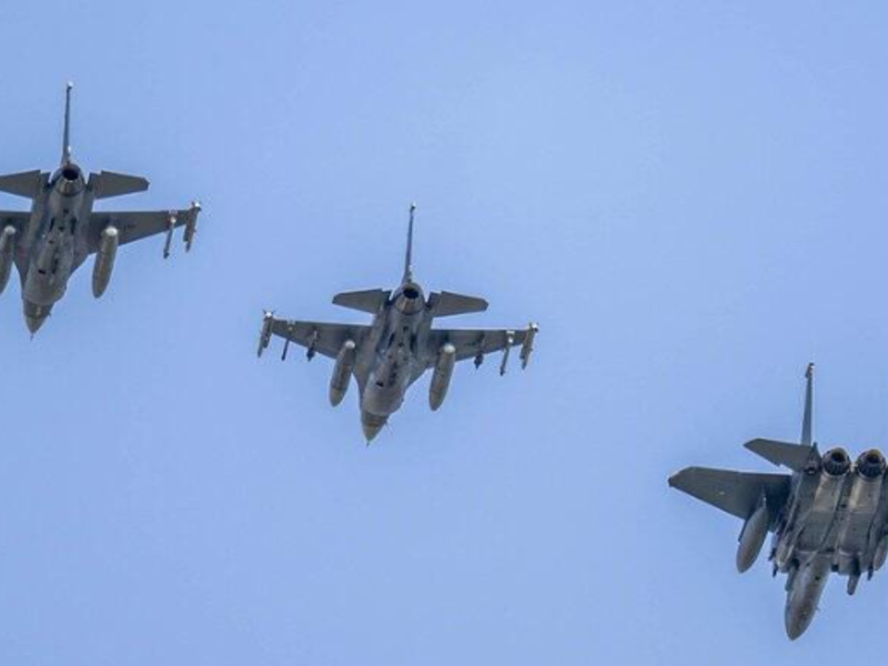 US and Saudi warplanes