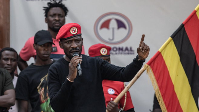 Ugandan opposition leader Bobi Wine 'shot in the leg by police'