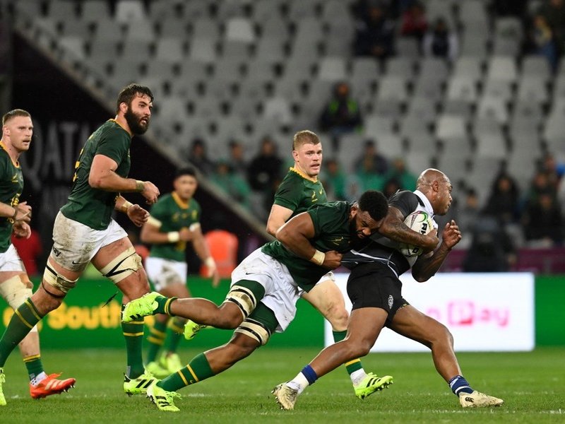 Springbok flank Vincent Tshituka