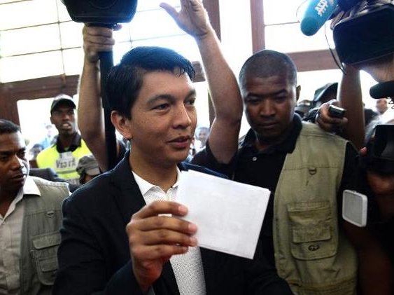 Violence mars madagascar polls.jpg