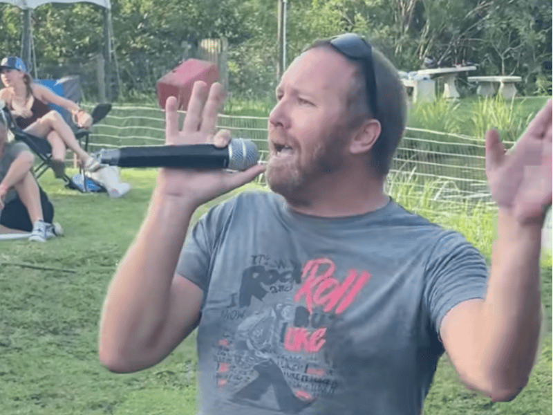 WHITE MAN PERFORMING Nkalakatha