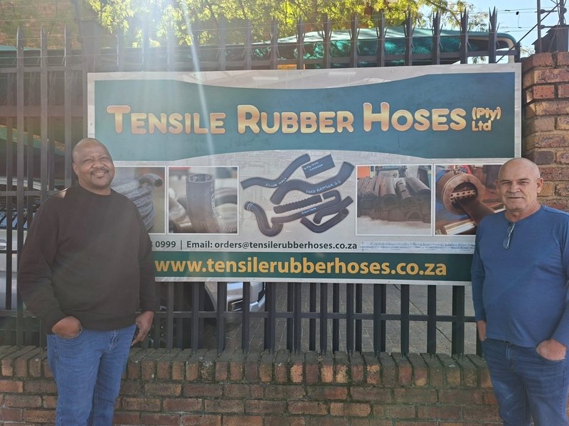 Wayne Da Costa and Gideon Monyelekgau Tensile Rubber Hoses