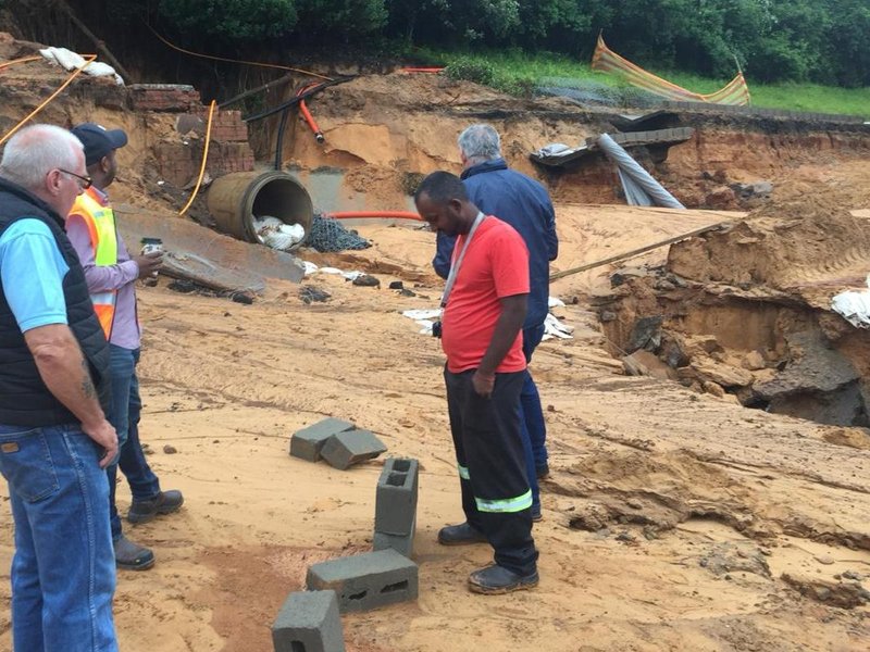 M4 mudslide between Umhlanga and Sibaya