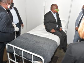 Ramaphosa and Makhura visit Covid-19 facilities