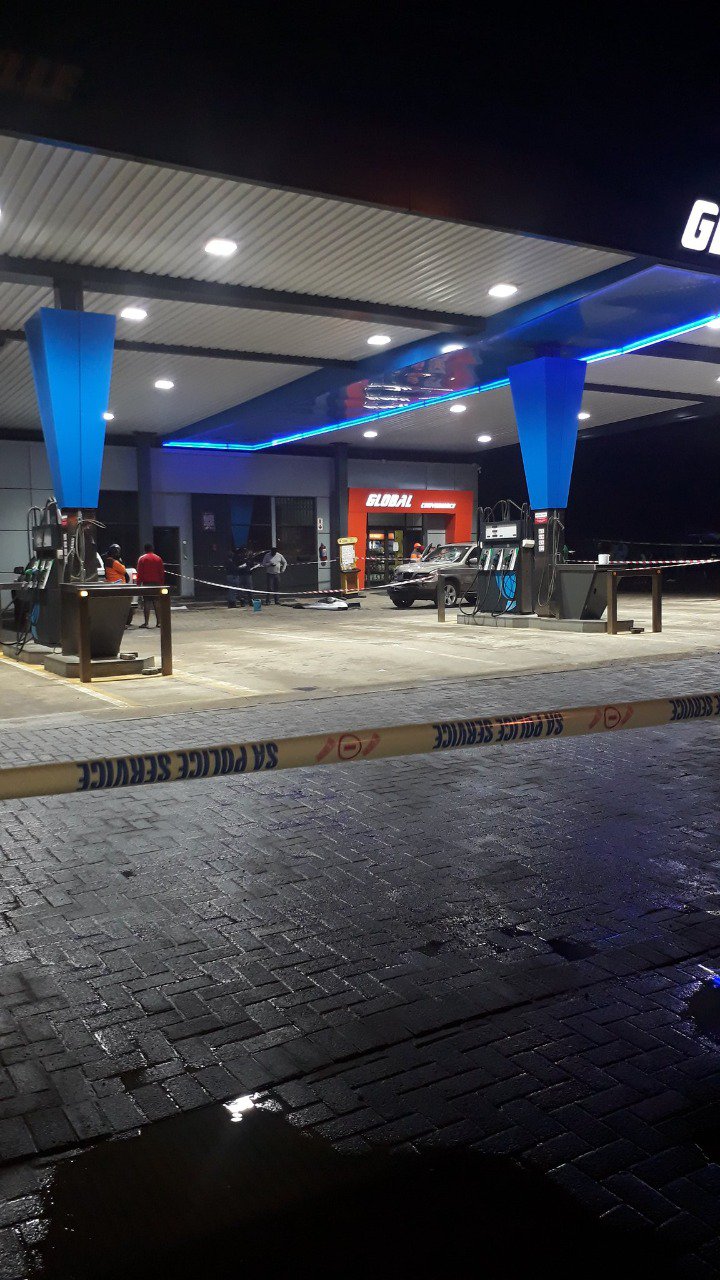 Vanderbijlpark man kills boy (18), turns gun on himself