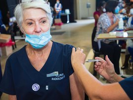 Health care worker vaccinated